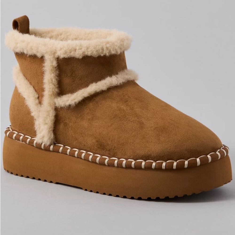 American Eagle Outfitters Chestnut Suede Sherpa Lined Platform Boots